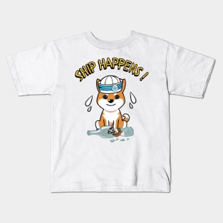 Ship Happens funny pun - orange dog Kids T-Shirt